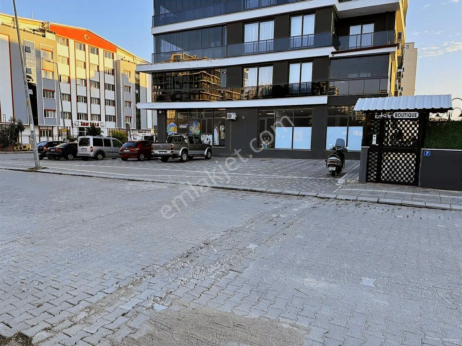 Nazilli'nin Gelişme Bölgesinde Köşe Konumlu Satılık - Görsel 4