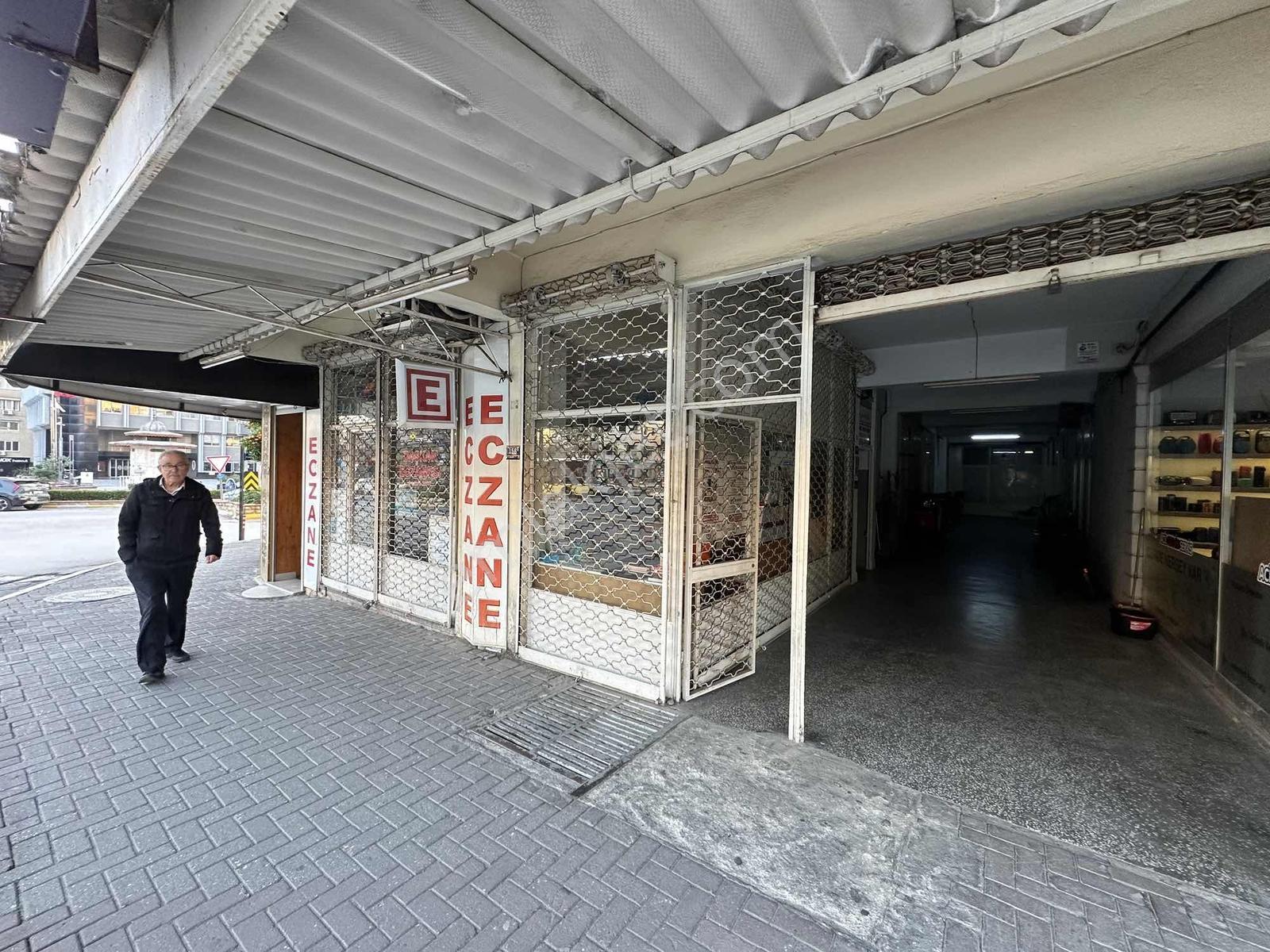 Nazilli'nin Kalbinde Hürriyet Caddesi'nde Satılık Dükkan - Görsel 3