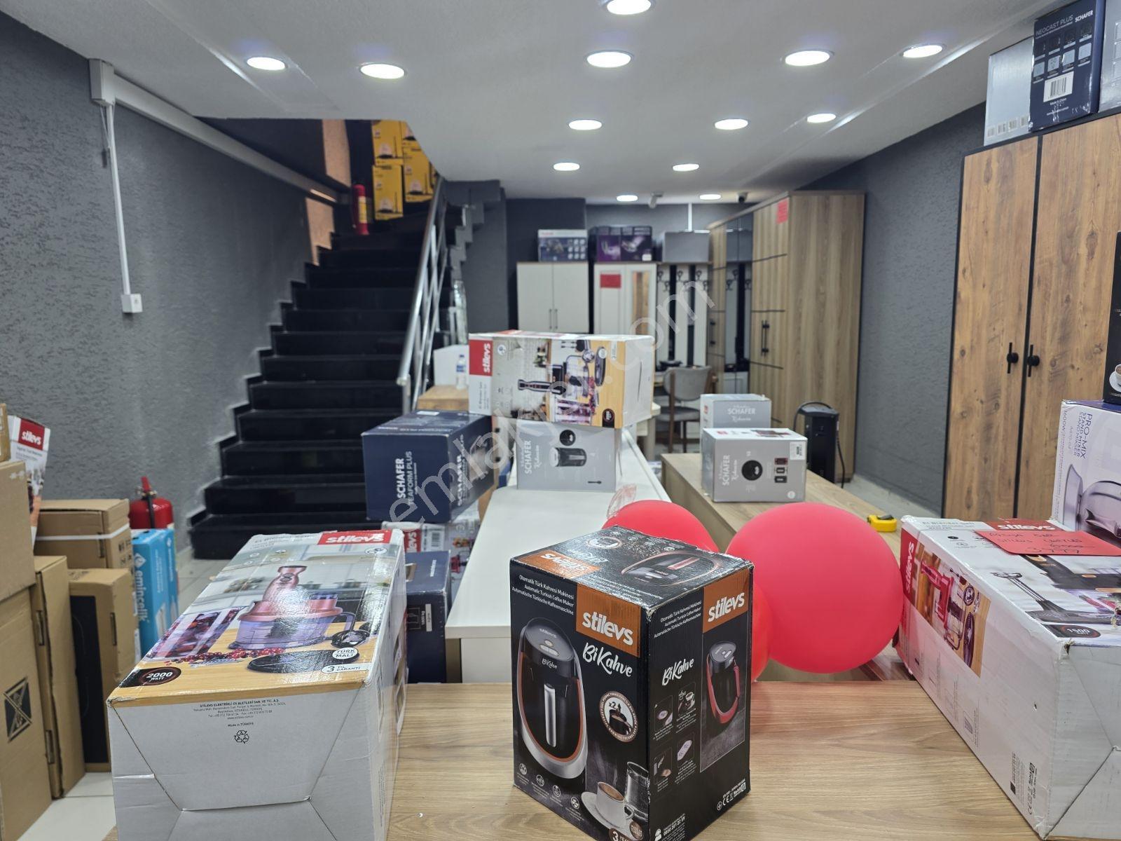 Alemdağ Caddesi Sondurak 200 M2 3 Katlı Mağaza - Görsel 6