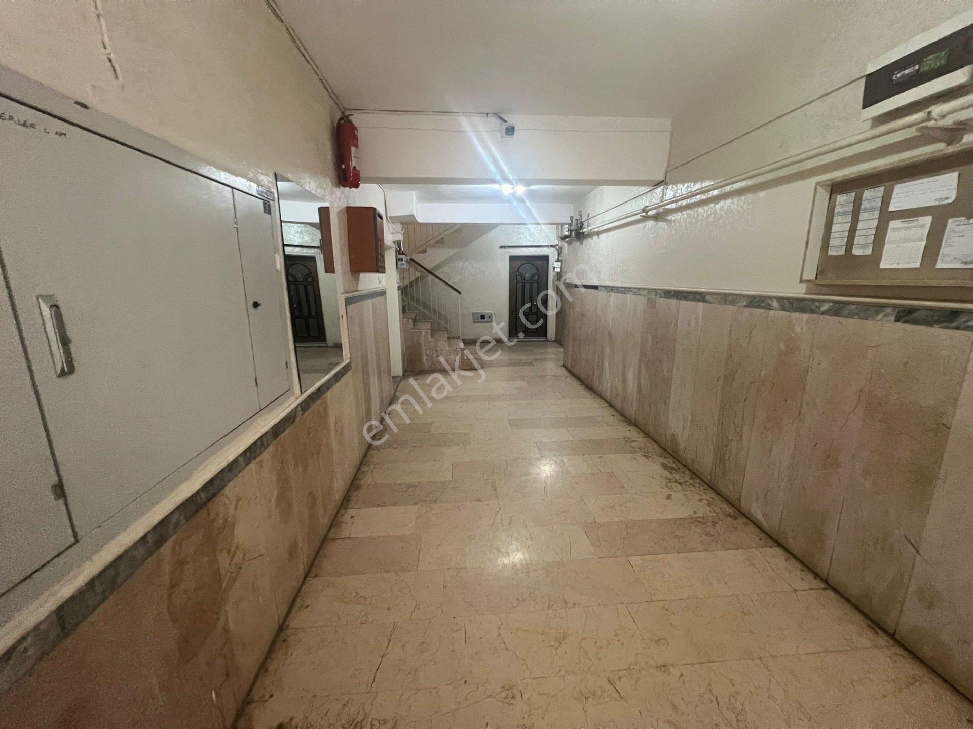Ofis Merkezi Konumda İşyerine Uygun 2,5+1 Daire - Görsel 19
