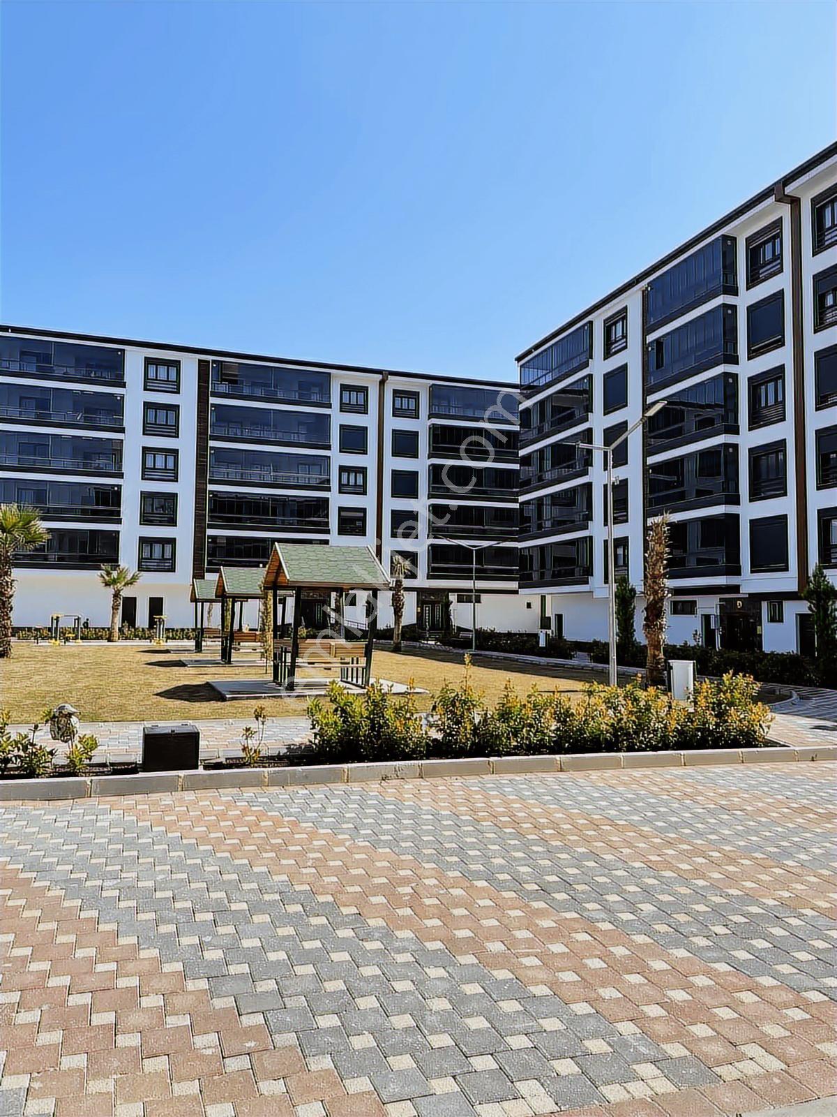 Re/max Jetten Gold Cityde Ultra Lüks 2+1 Daire!