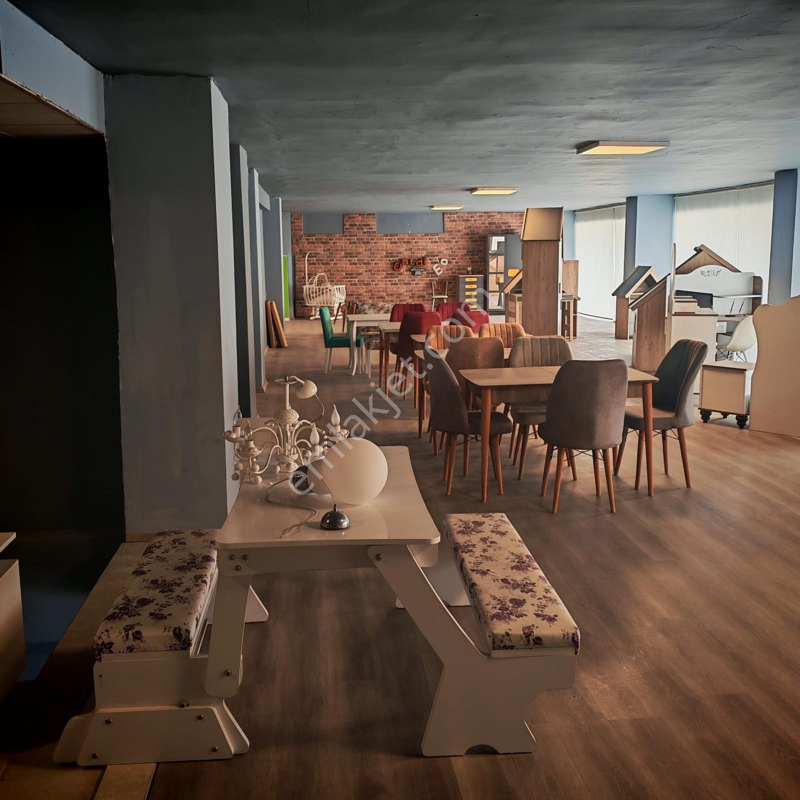 Remax Jet - Aydın Asfaltına Cepheli 1300 M2 Batar Katlı Mağaza ! - Görsel 18