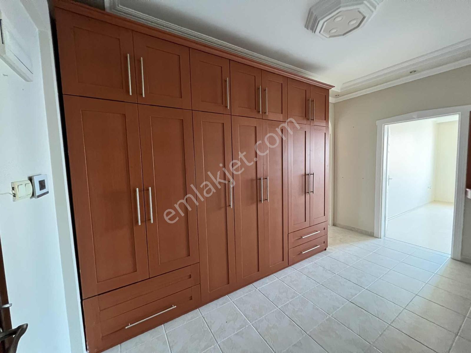 Redstone'den Emlaklar Bölgesi Cadde Üzeri 4+1 Kiralık Daire - Görsel 31