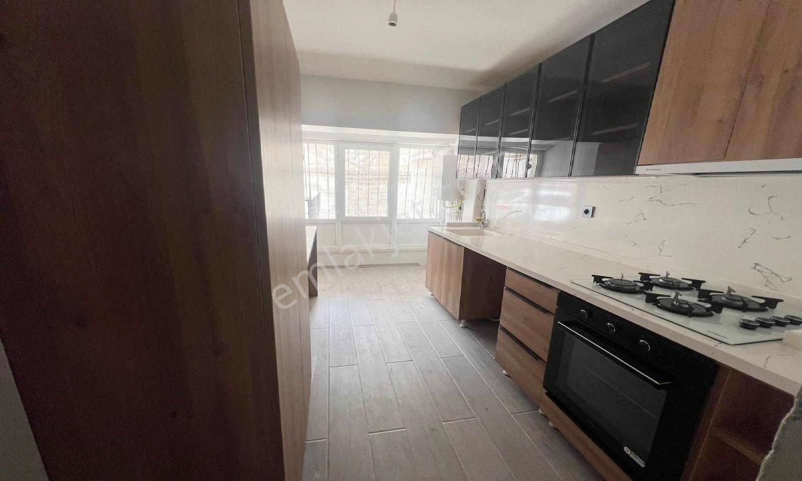 Meslek Hastalıkları Hastanesi Arkası Ayla1 Sokakda Kiralık Daire - Görsel 3