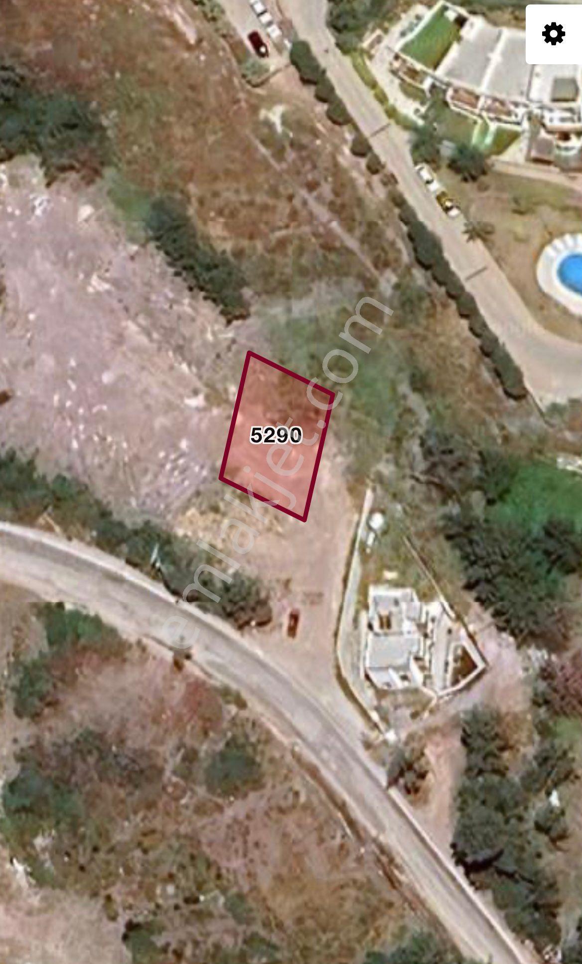 Milas Boğaziçinde 15/30 İmarlı 307 M² Villa Arsası - Görsel 7