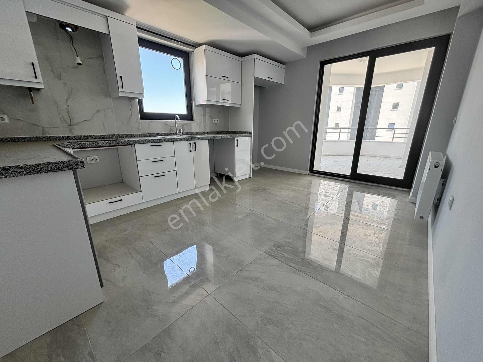 Remax Can'dan Balaçta 4+1 Deniz Manzaralı Lüx Daire - Görsel 17