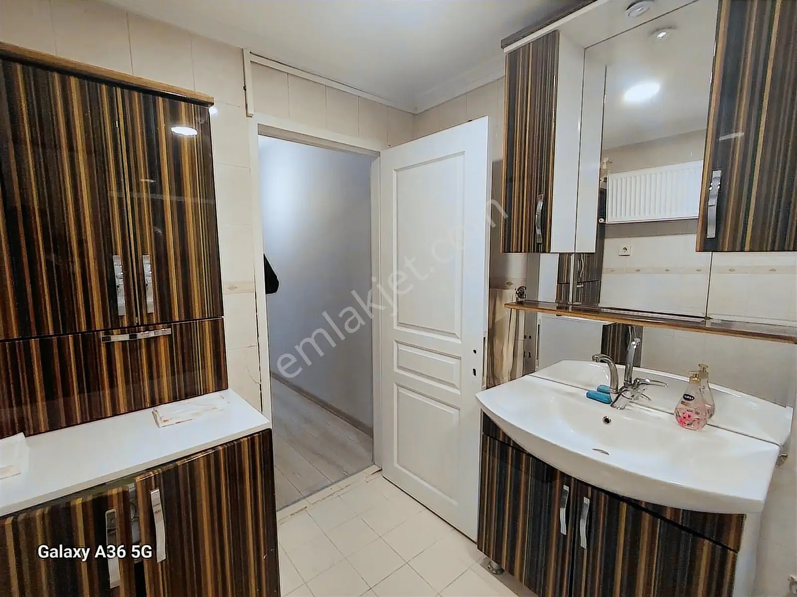 Cumhuriyet Gayrimenkulden 3+1 Eşyalı Kiralık Daire - Görsel 15