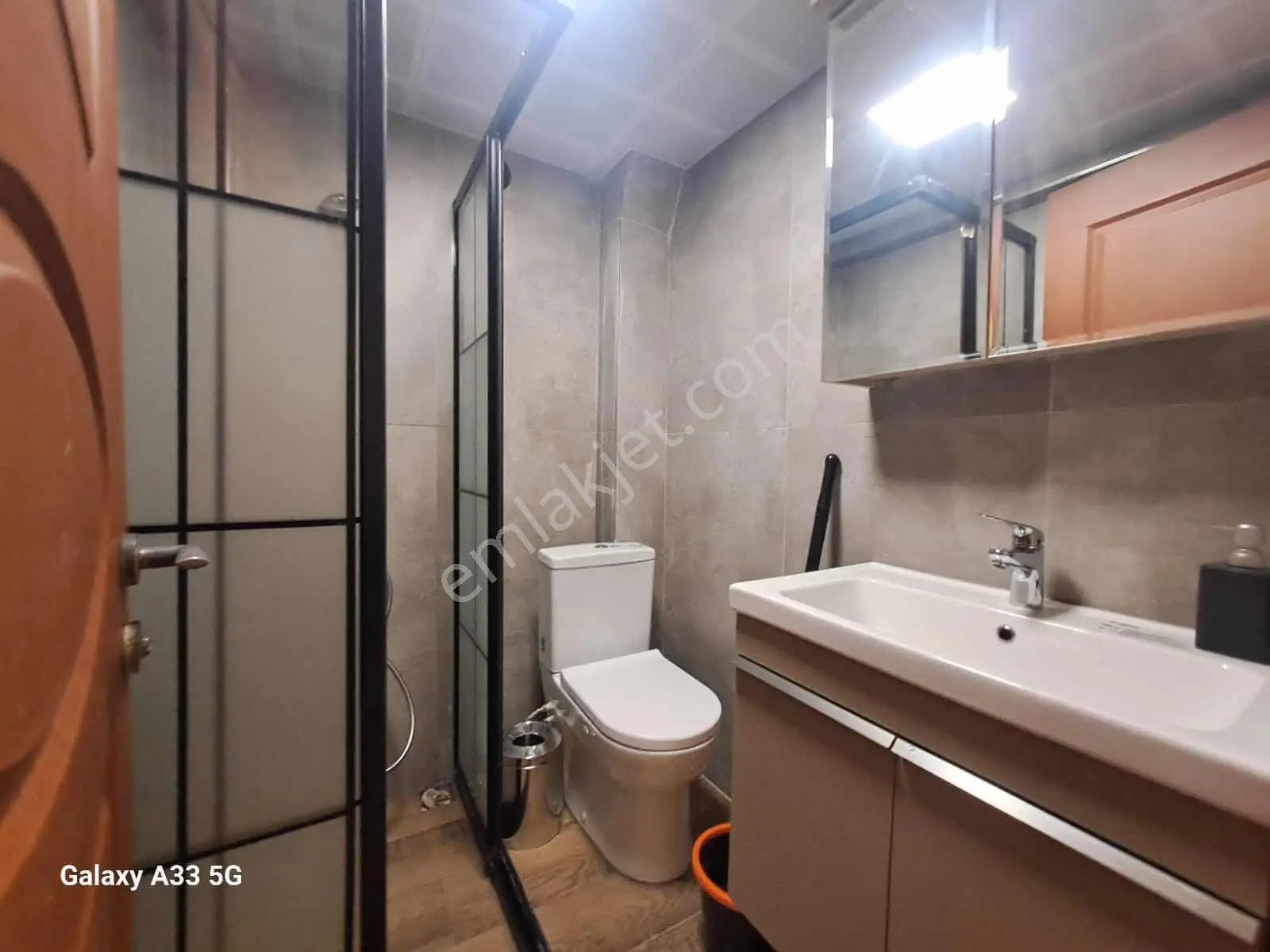 Cumhuriyet Gayrimenkulden 1+1 Full Eşyalı Daire - Görsel 5