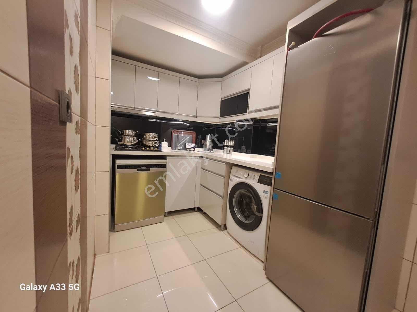 Cumhuriyet Gayrimenkulden 1+1 Full Eşyalı Daire - Görsel 2