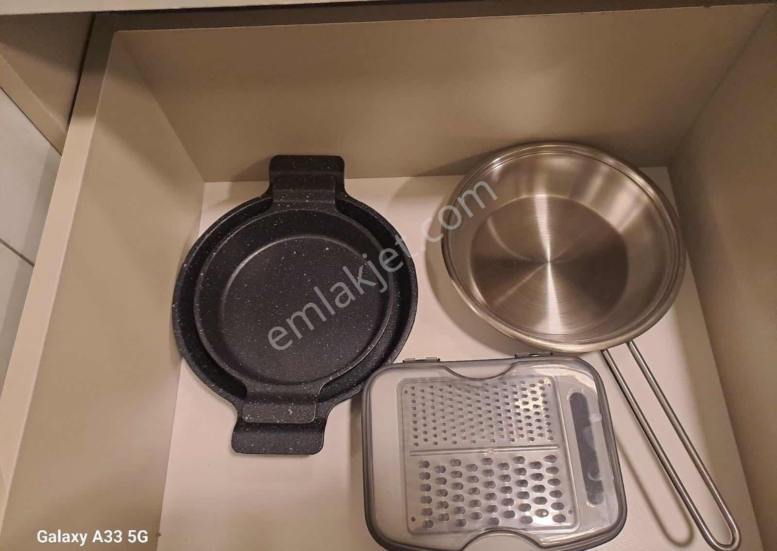 Cumhuriyet Gayrimenkulden 1+1 Full Eşyalı Daire - Görsel 22