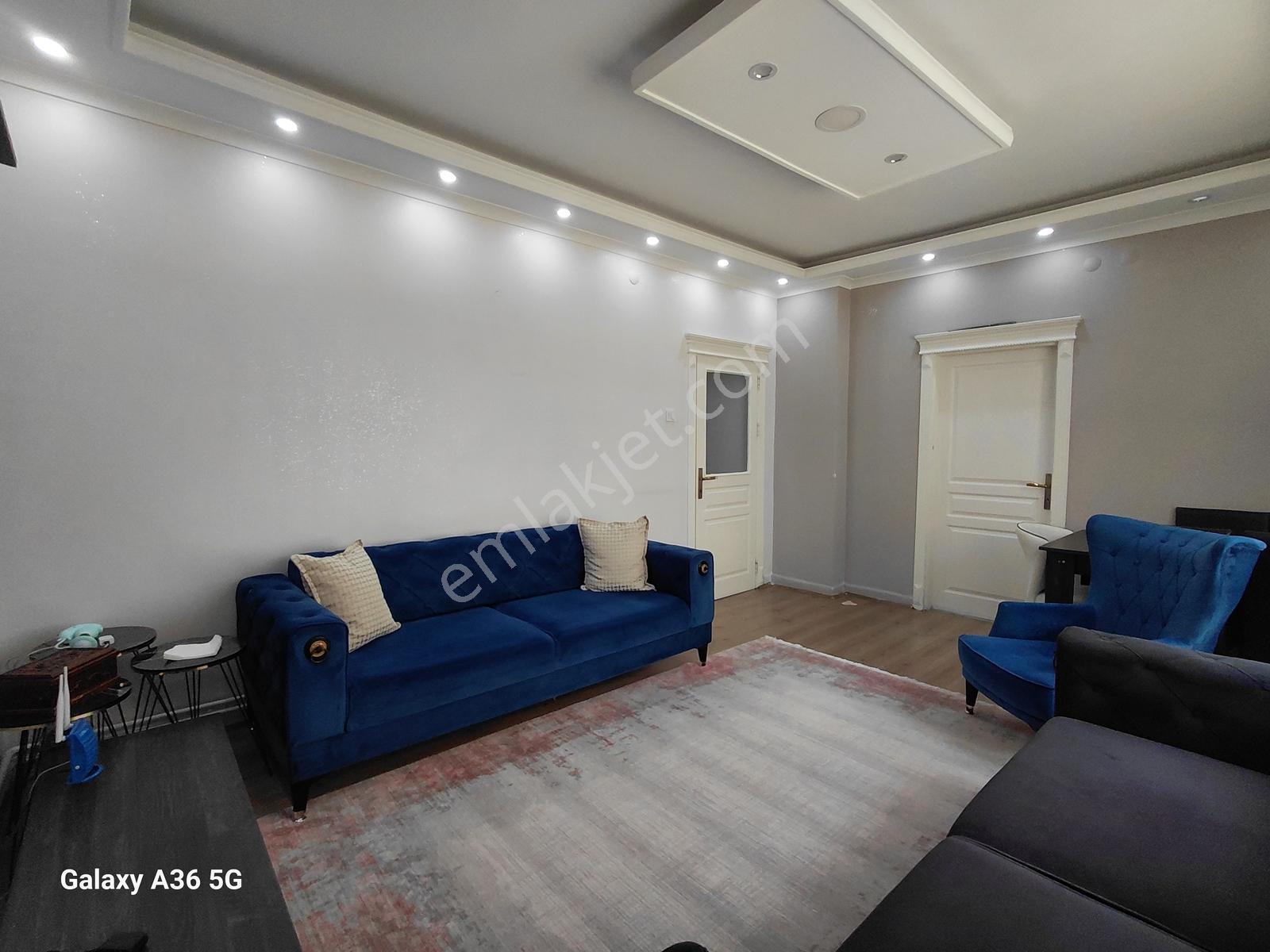 Cumhuriyet Gayrimenkulden 2+1 Full Eşyalı - Görsel 17