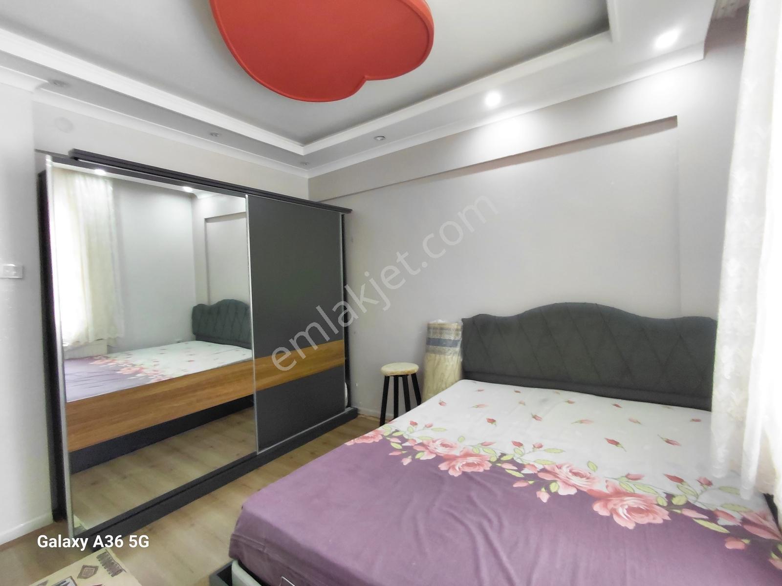 Cumhuriyet Gayrimenkulden 2+1 Full Eşyalı - Görsel 32