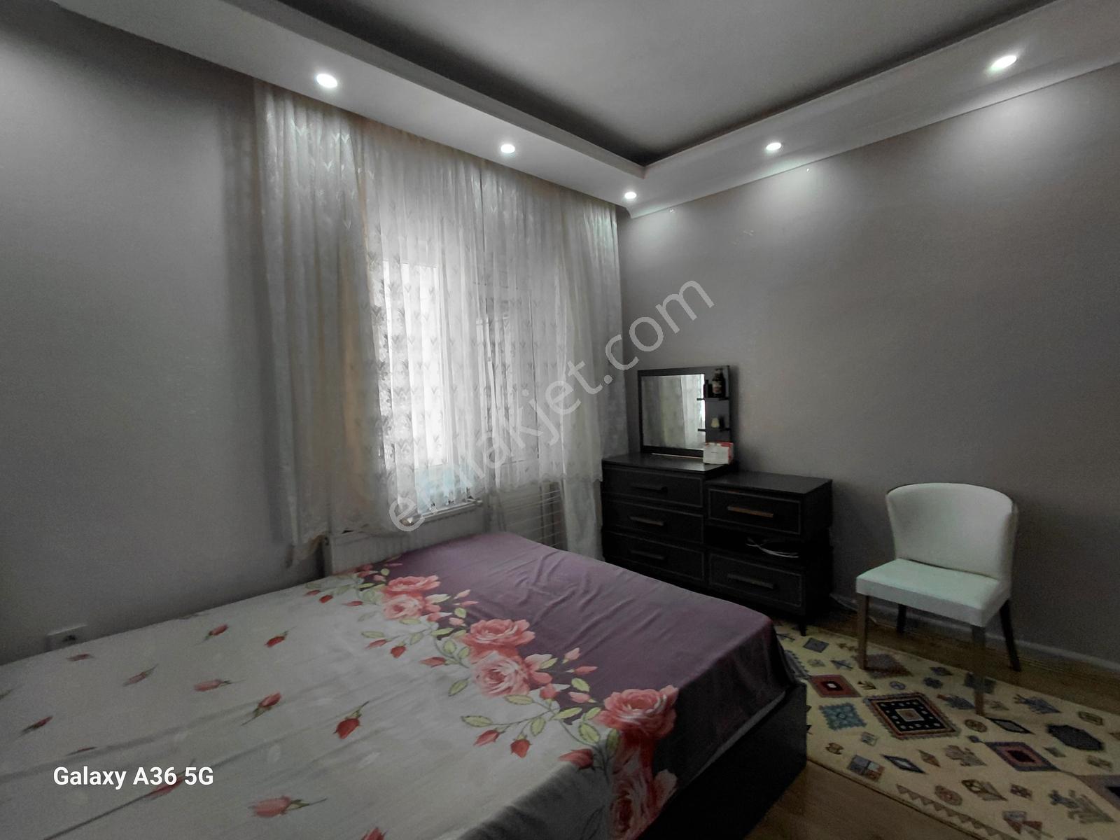 Cumhuriyet Gayrimenkulden 2+1 Full Eşyalı - Görsel 36