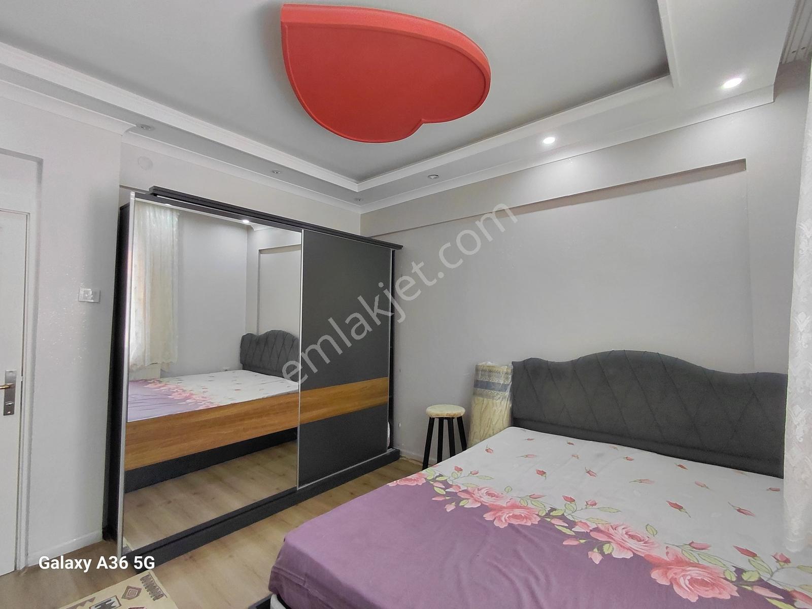 Cumhuriyet Gayrimenkulden 2+1 Full Eşyalı - Görsel 31