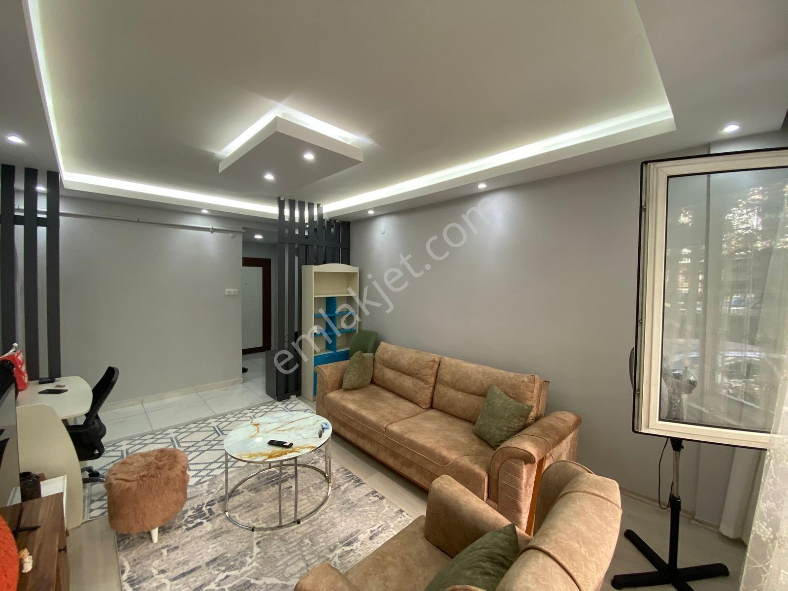 Cumhuriyetten Kızılay Avm Yakını 1+1 Full Eşyalı - Görsel 7