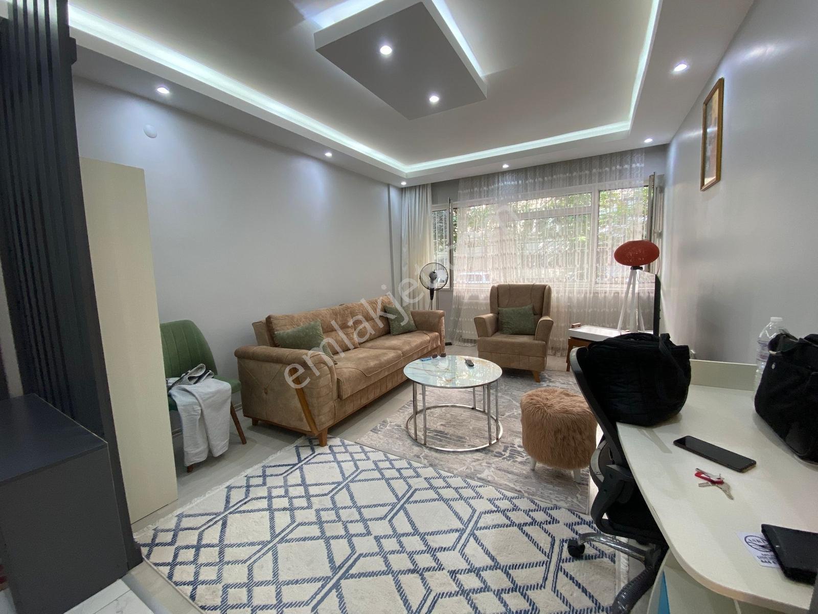 Cumhuriyetten Kızılay Avm Yakını 1+1 Full Eşyalı - Görsel 2