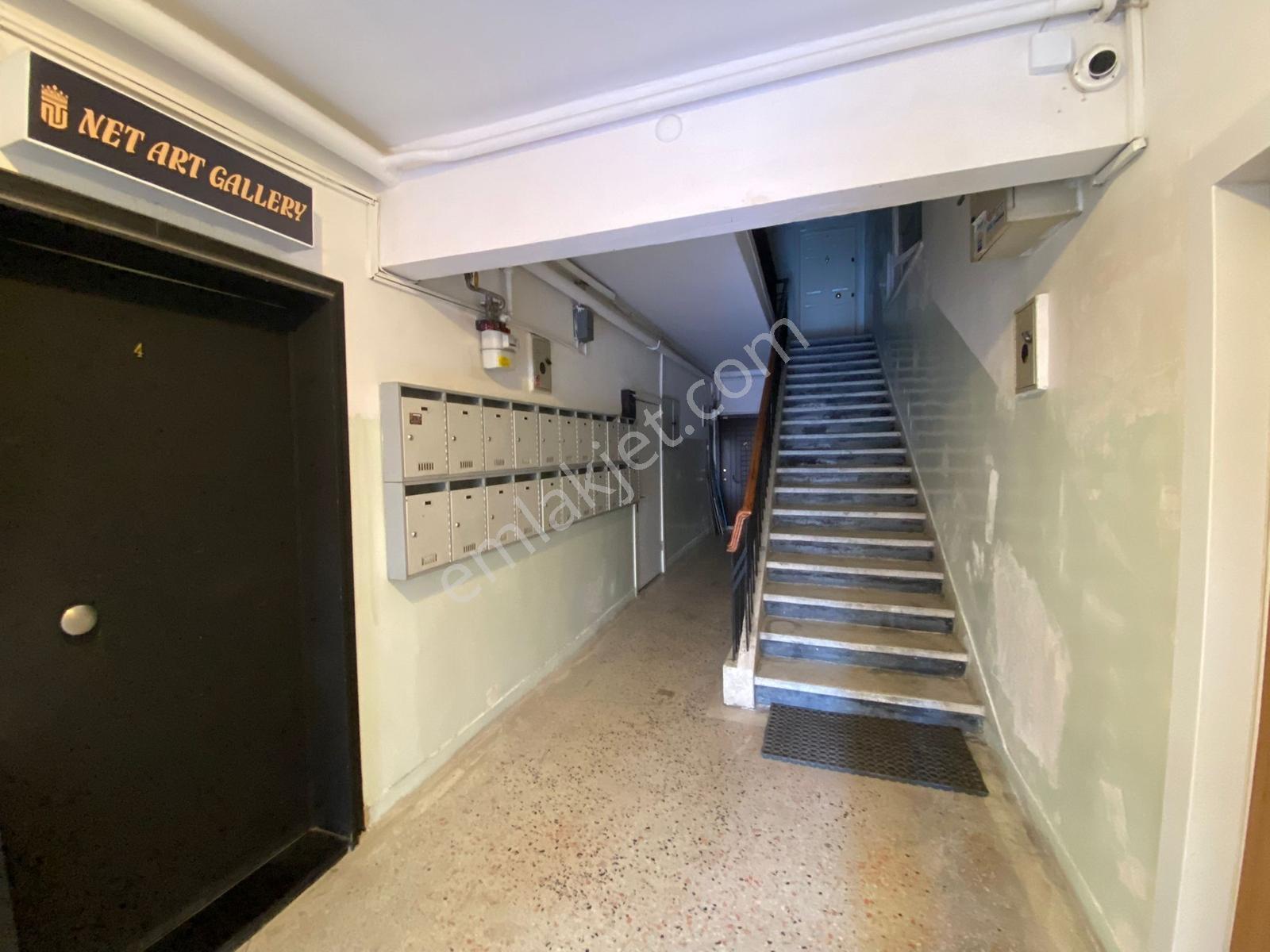 Cumhuriyetten Kızılay Avm Yakını 1+1 Full Eşyalı - Görsel 38