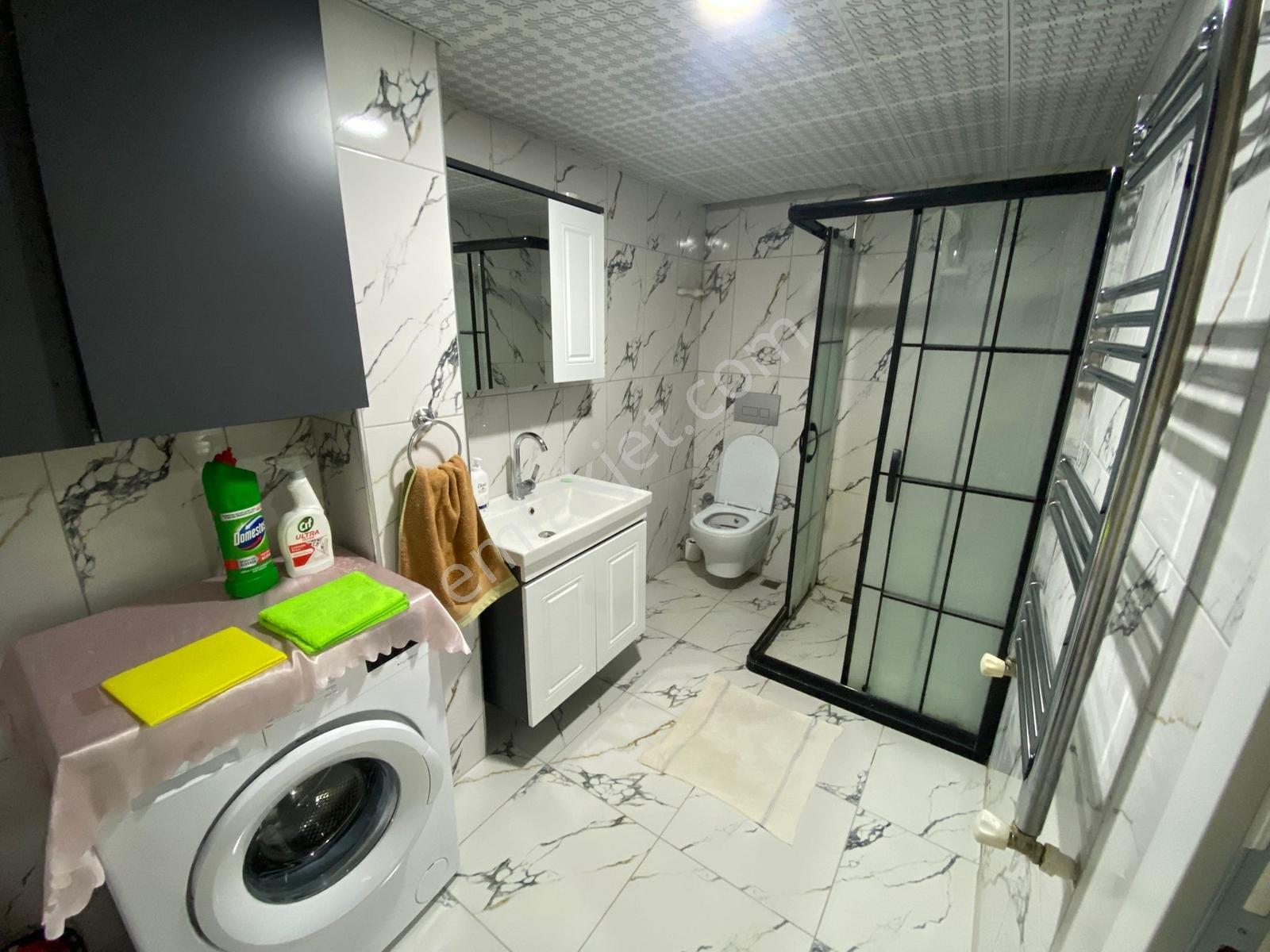 Cumhuriyetten Kızılay Avm Yakını 1+1 Full Eşyalı - Görsel 35