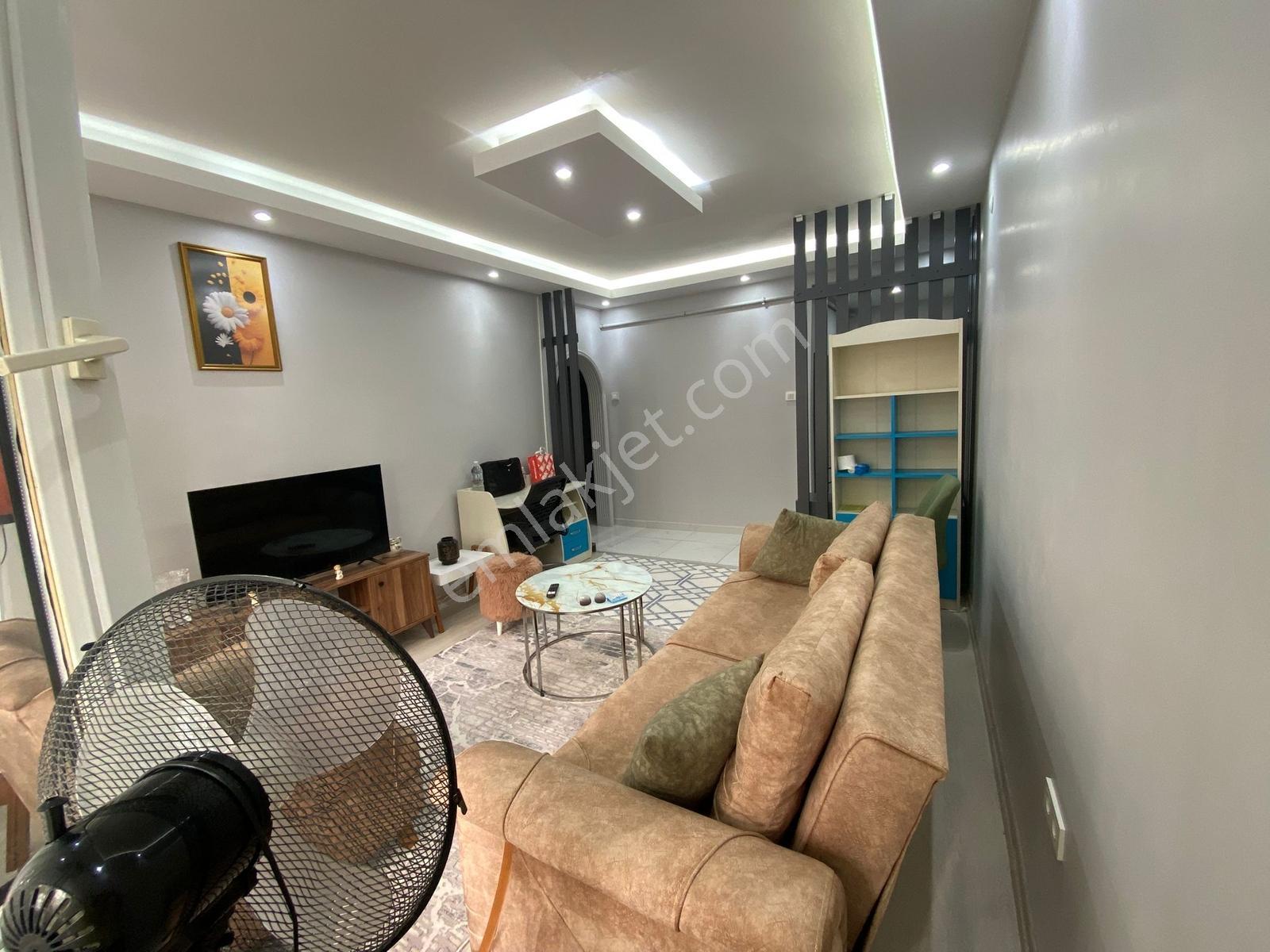 Cumhuriyetten Kızılay Avm Yakını 1+1 Full Eşyalı - Görsel 9