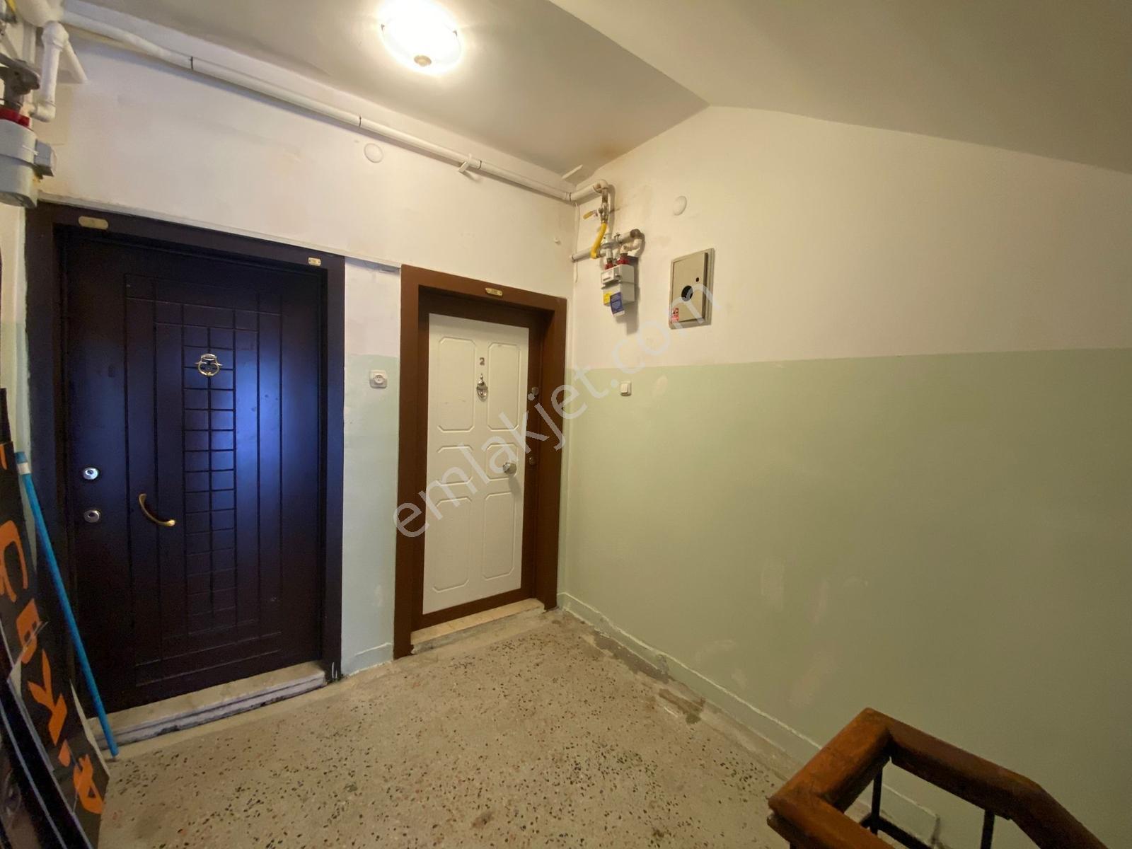 Cumhuriyetten Kızılay Avm Yakını 1+1 Full Eşyalı - Görsel 20