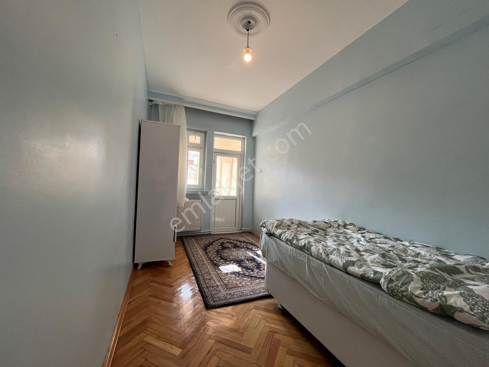 Cumhuriyet Gayrimenkulden 3+1 Full Eşyalı Kiralık Daire - Görsel 6