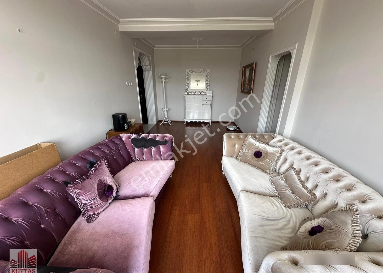 Kuttaş'tan Bahçelievler Metro Karşısı Konak Apt Katta3+1 Kiralık - Görsel 3
