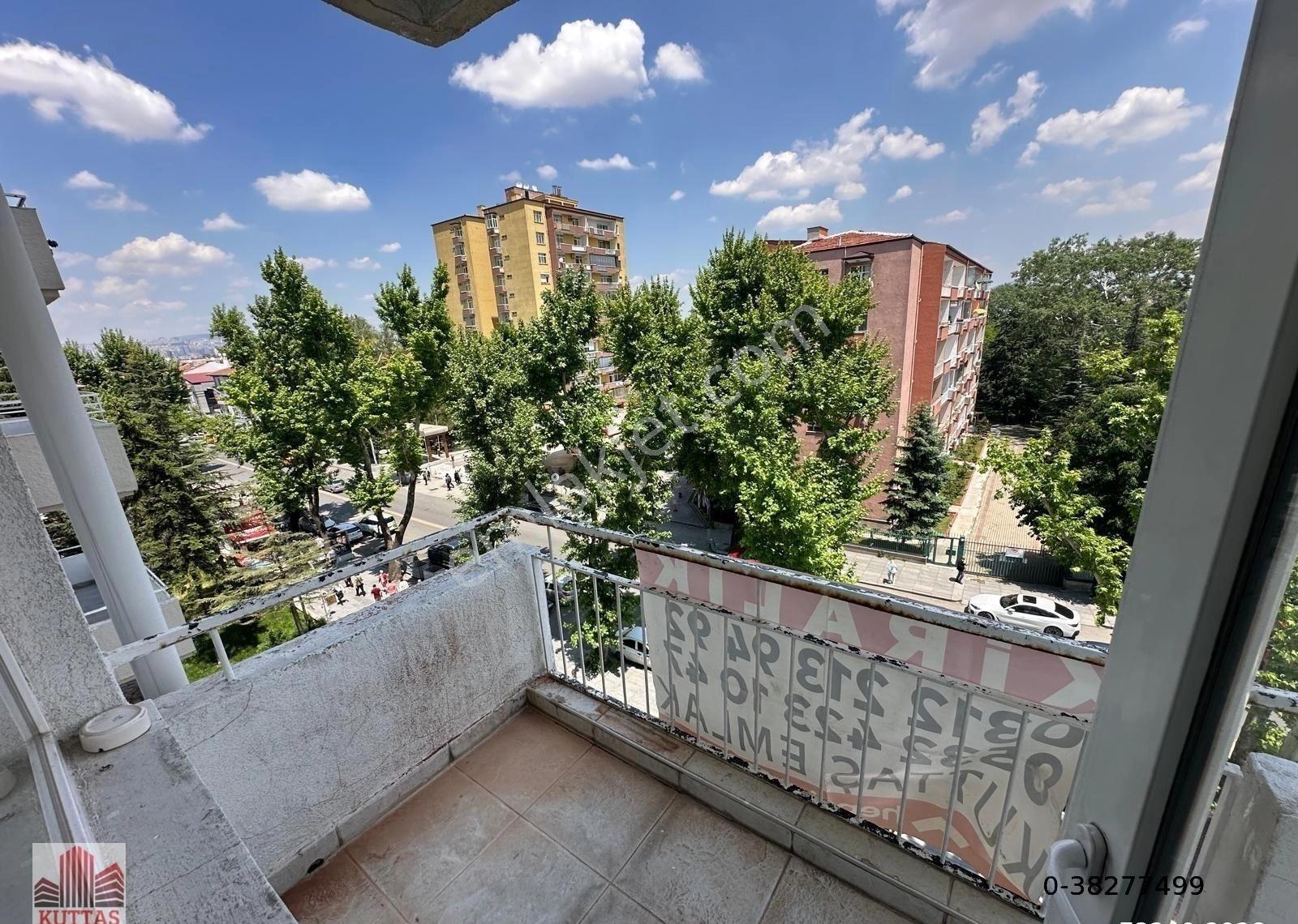 Kuttaş'tan Bahçelievler Metro Karşısı Konak Apt Katta3+1 Kiralık - Görsel 22