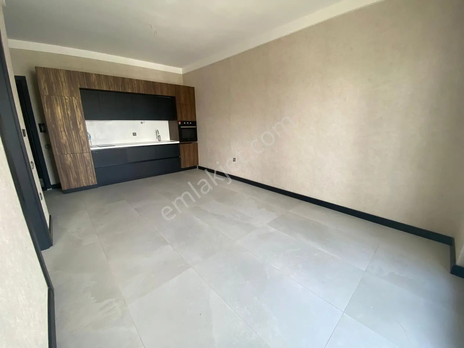 Cumhuriyet Gayrimenkulden 1+1 Üniversite Yakını Kiralık Daire - Görsel 49