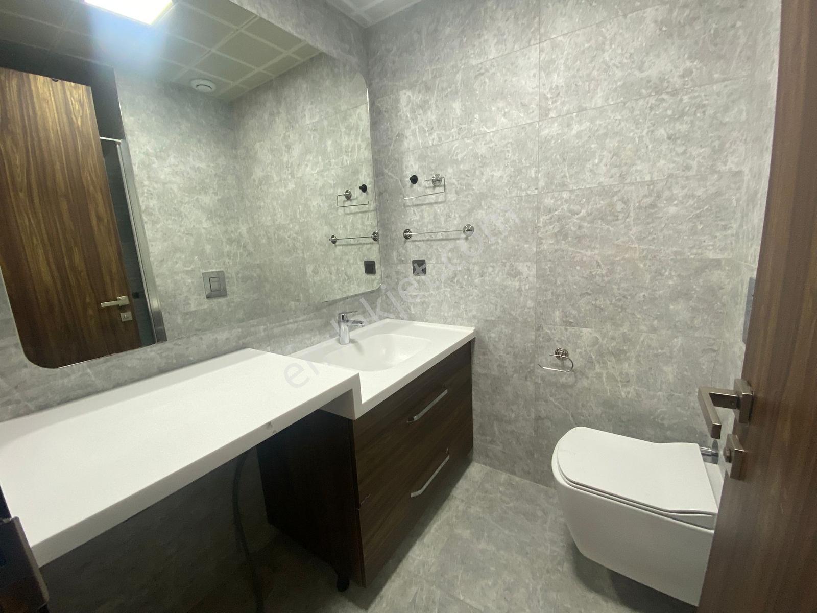 Cumhuriyet Gayrimenkulden 1+1 Üniversite Yakını Kiralık Daire - Görsel 30