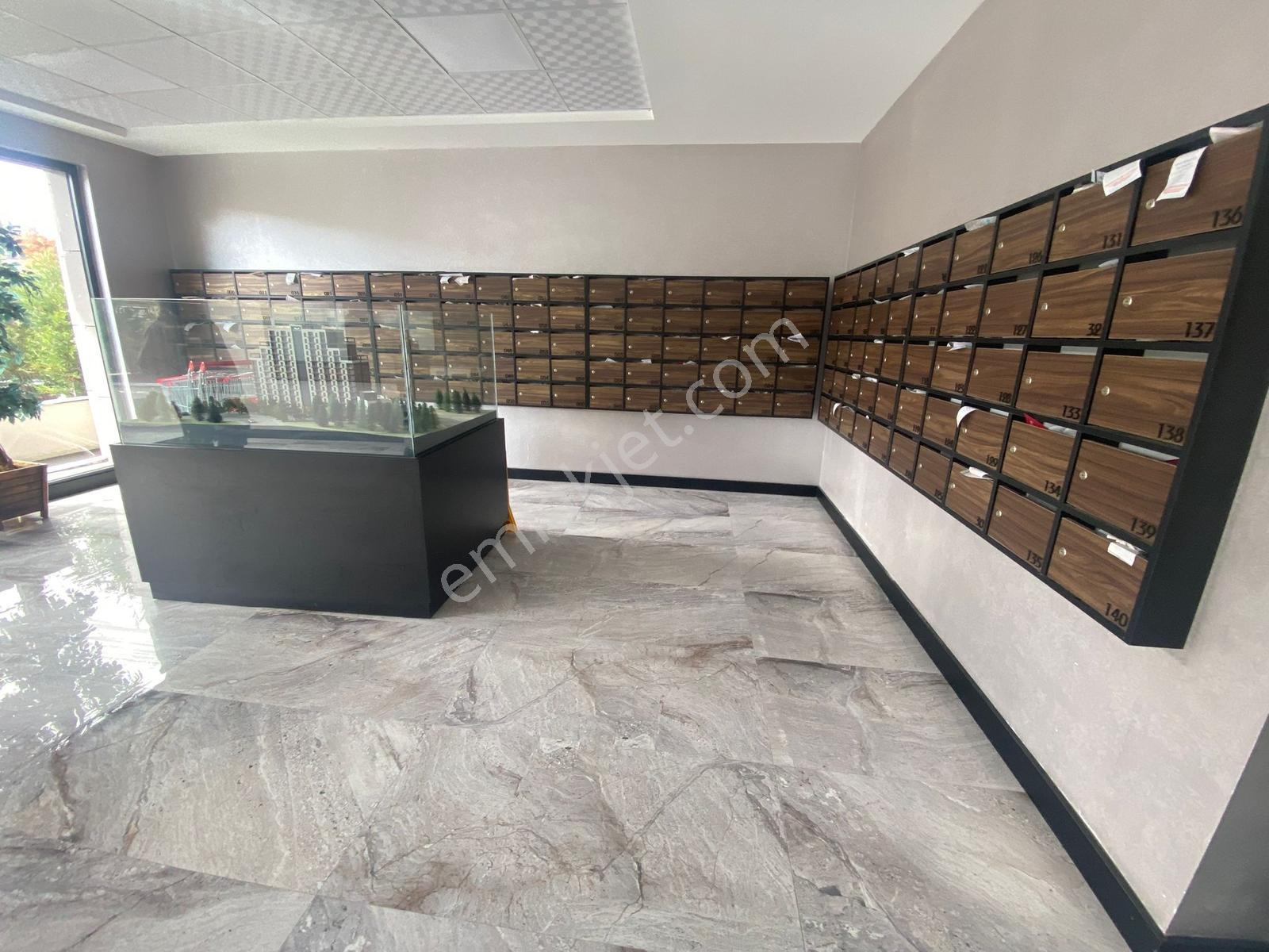 Cumhuriyet Gayrimenkulden 1+1 Üniversite Yakını Kiralık Daire - Görsel 45