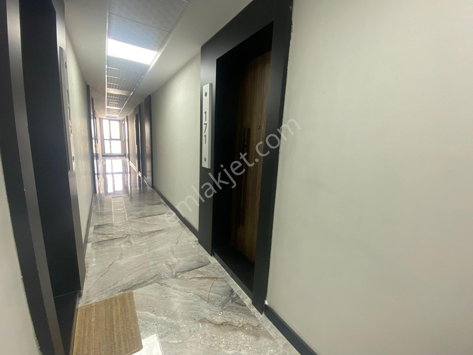 Cumhuriyet Gayrimenkulden 1+1 Üniversite Yakını Kiralık Daire - Görsel 12