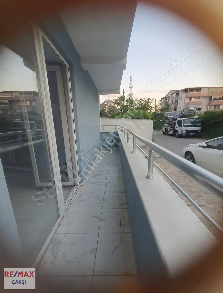 4 Yıllık Binada Temiz Ve Bakımlı 3 Balkonlu 2+1 Kiralık Daire - Görsel 2