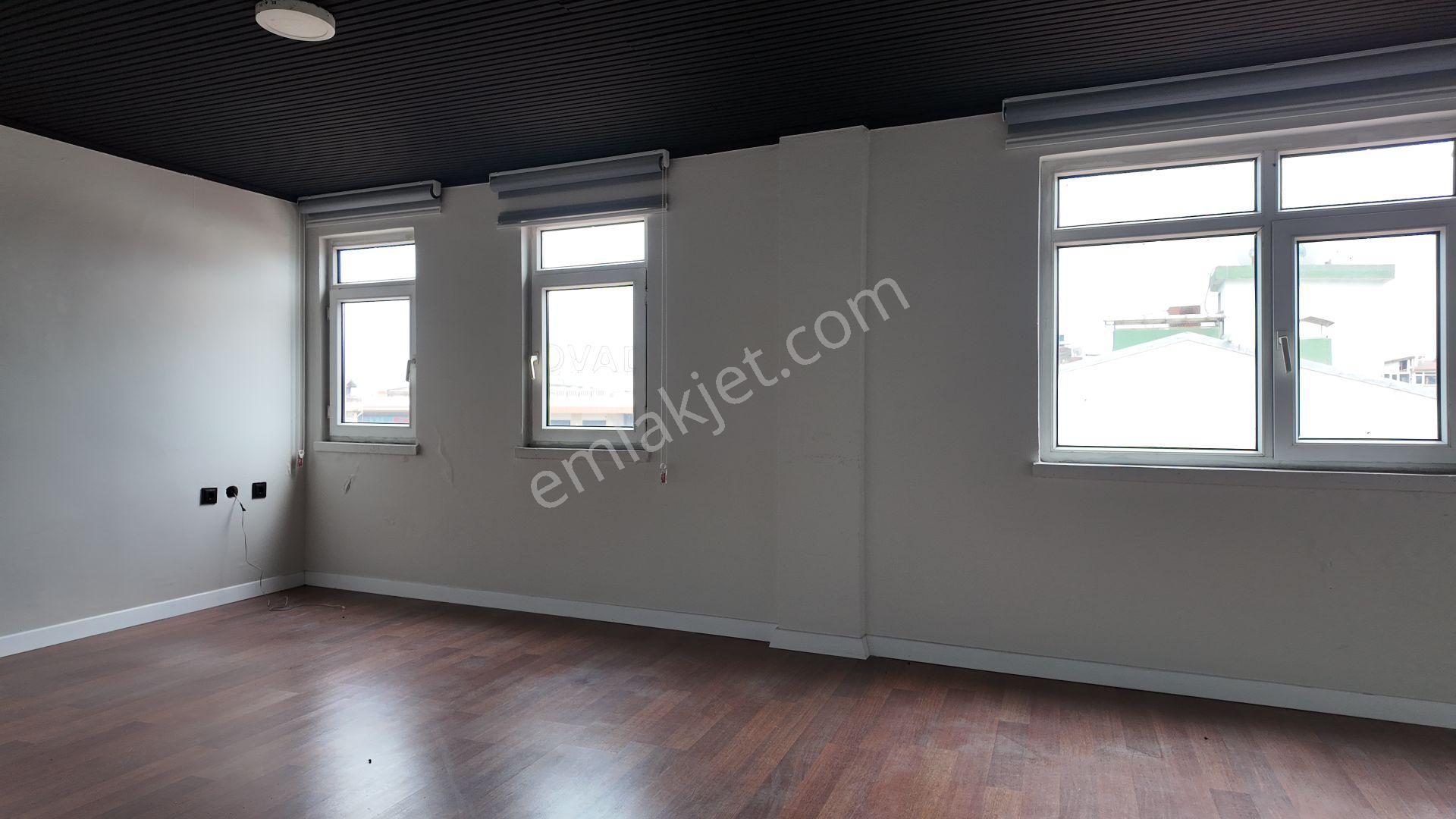 Şarkiye’de Merkezi Konumda, Kullanıma Hazır Kiralık Ofisler! - Görsel 8