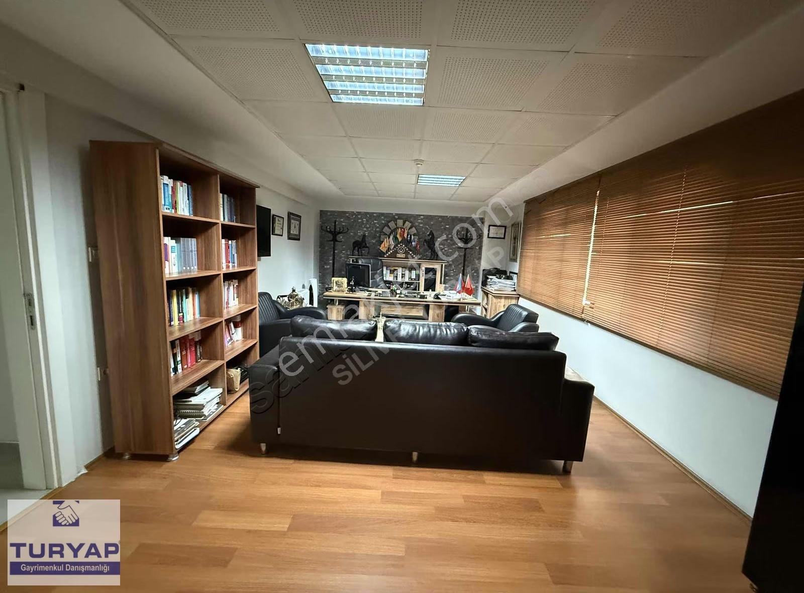 Silivride Kiralık Hazır Kullanışlı Mobilyalı 6 Odalı Ofis - Görsel 14
