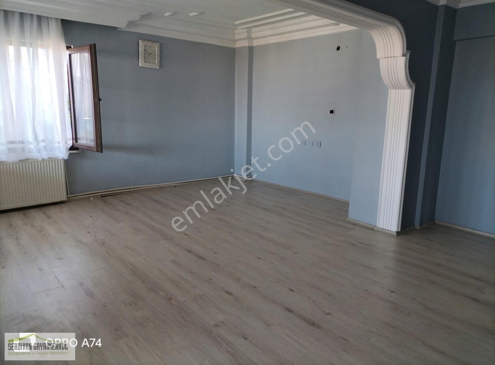 Serdivan İstiklal Mahallesinde Kiralık Geniş Daire.. - Görsel 11