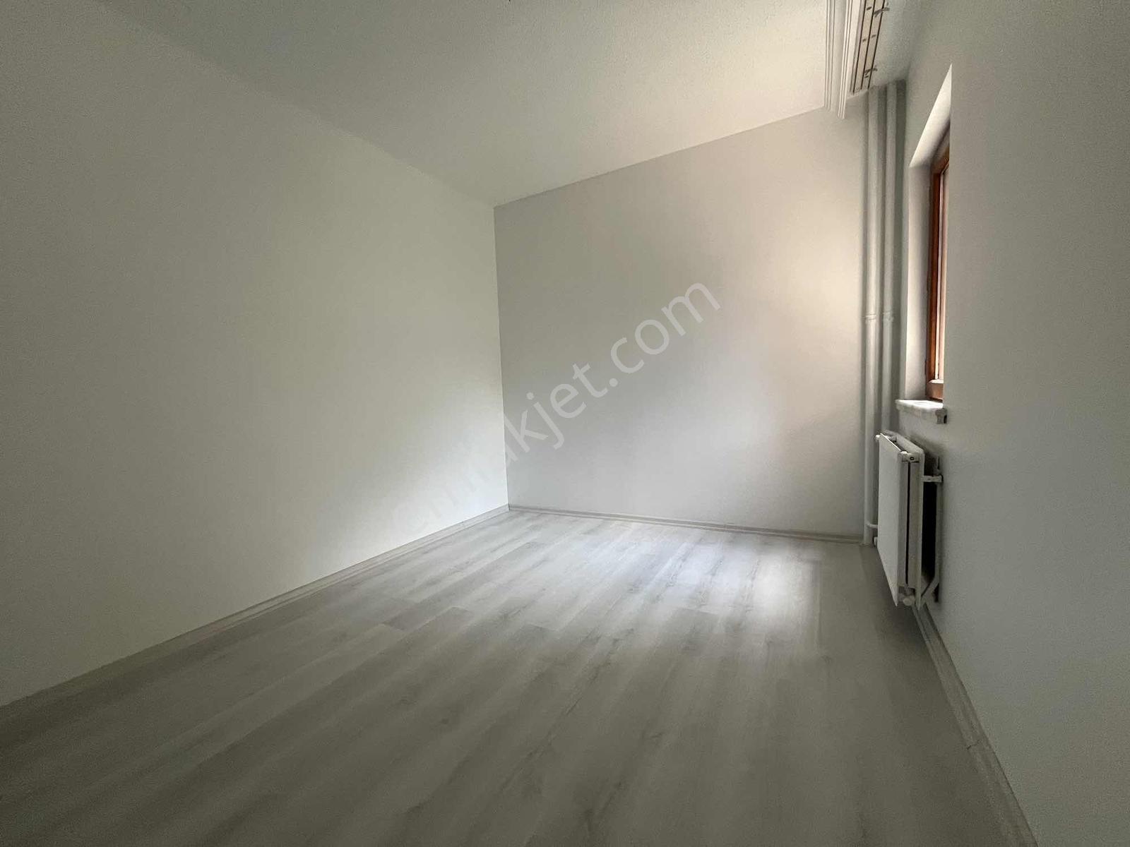Cumhuriyet Gayrimenkulden 3+1 Fullyapılı Kiralık Site İcerisinde - Görsel 5