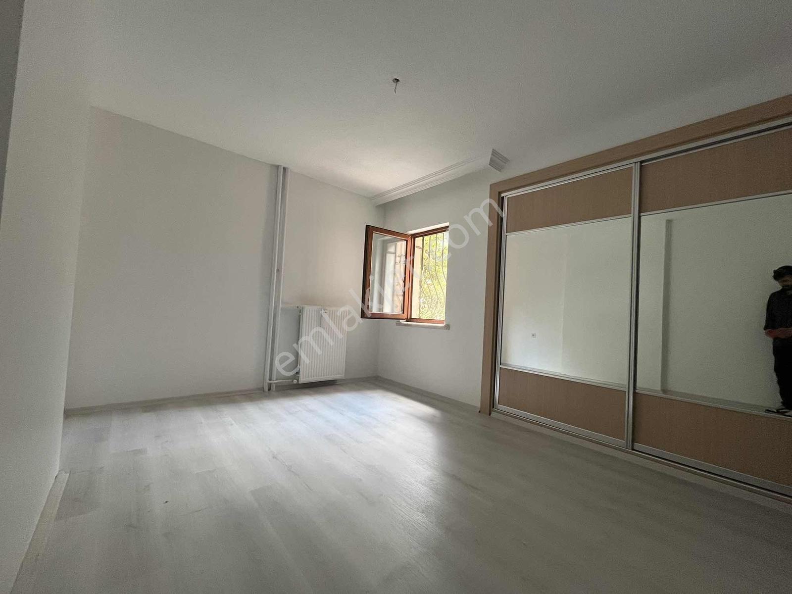 Cumhuriyet Gayrimenkulden 3+1 Fullyapılı Kiralık Site İcerisinde - Görsel 7