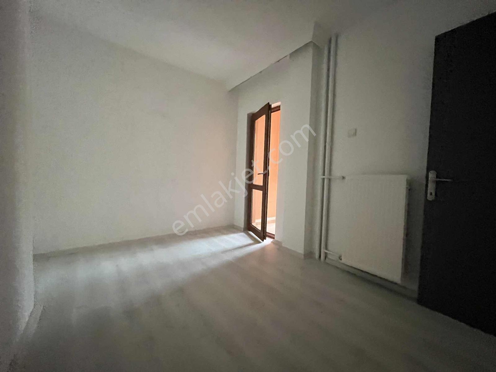 Cumhuriyet Gayrimenkulden 3+1 Fullyapılı Kiralık Site İcerisinde - Görsel 14