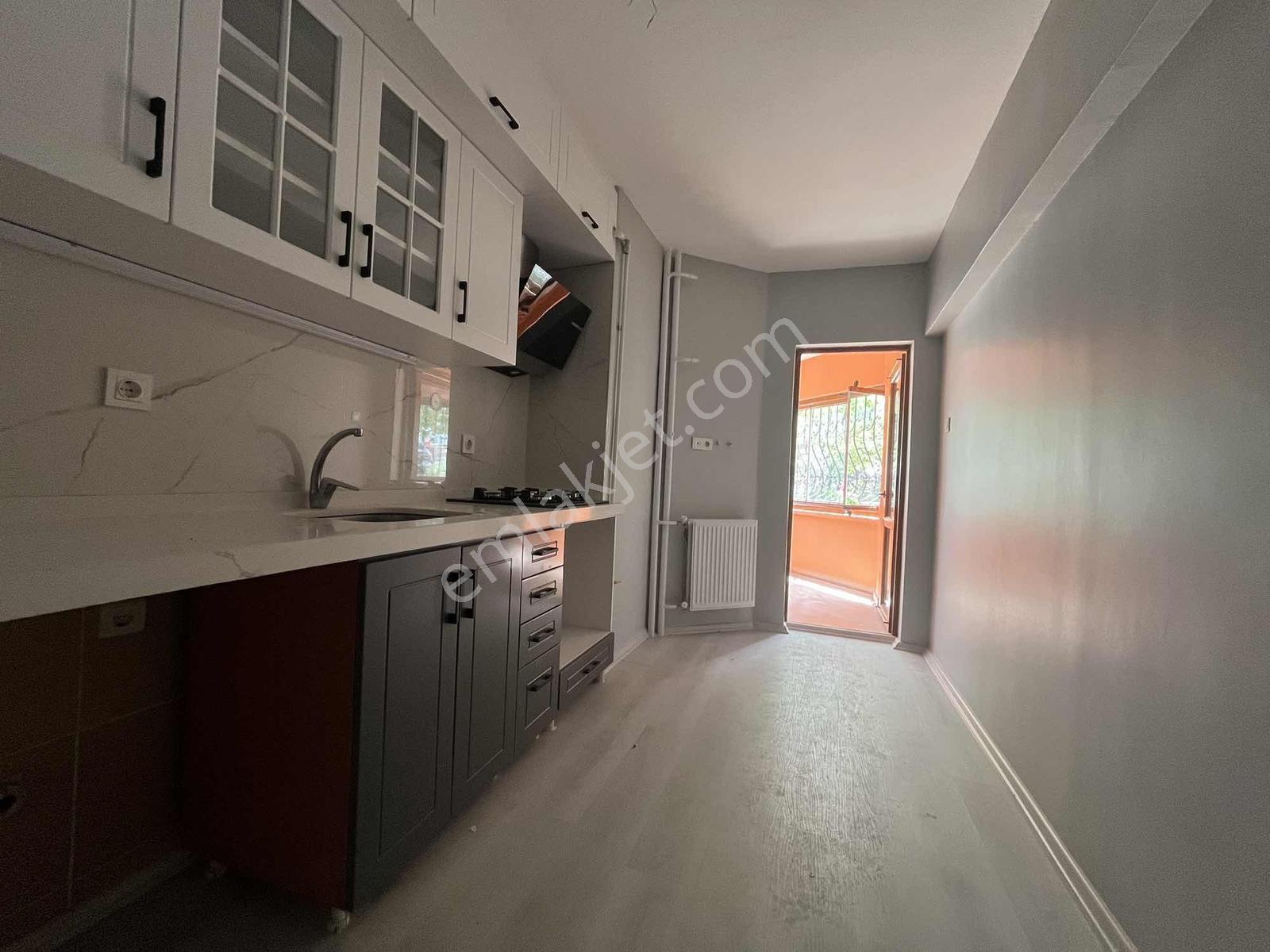 Cumhuriyet Gayrimenkulden 3+1 Fullyapılı Kiralık Site İcerisinde - Görsel 23