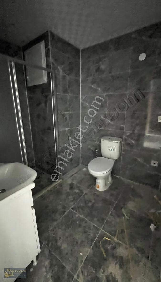 Özçoban Gayrimenkul'den Çarşı Merkezde Satılık Geniş 1+1 Daire - Görsel 5