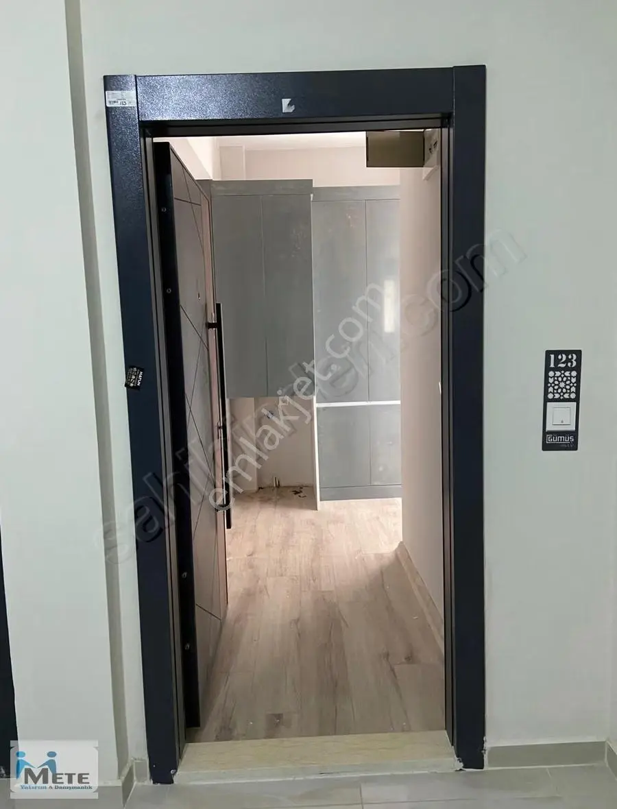 Çorlu Emlak Bölgesi Gümüş Towers' Ta Kiralık 1+1 Daire