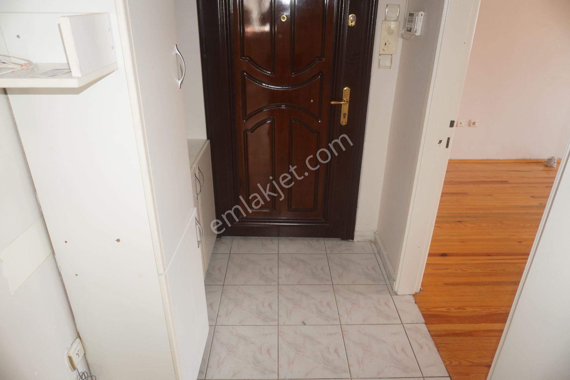 Ataşehirde Satılık 3+1 Doğalgaz Kombi+balkonlu+asansörlü Çiğli Serkan Emlak Dan - Görsel 32