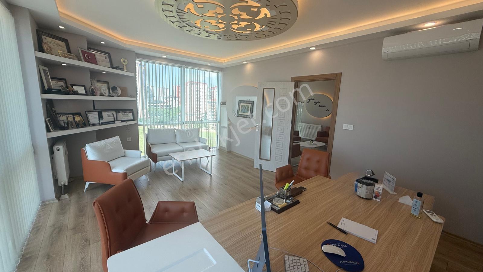 Turyaptan Real Towersda Kiracılı 150 M² Prestijli Ofis - Görsel 8