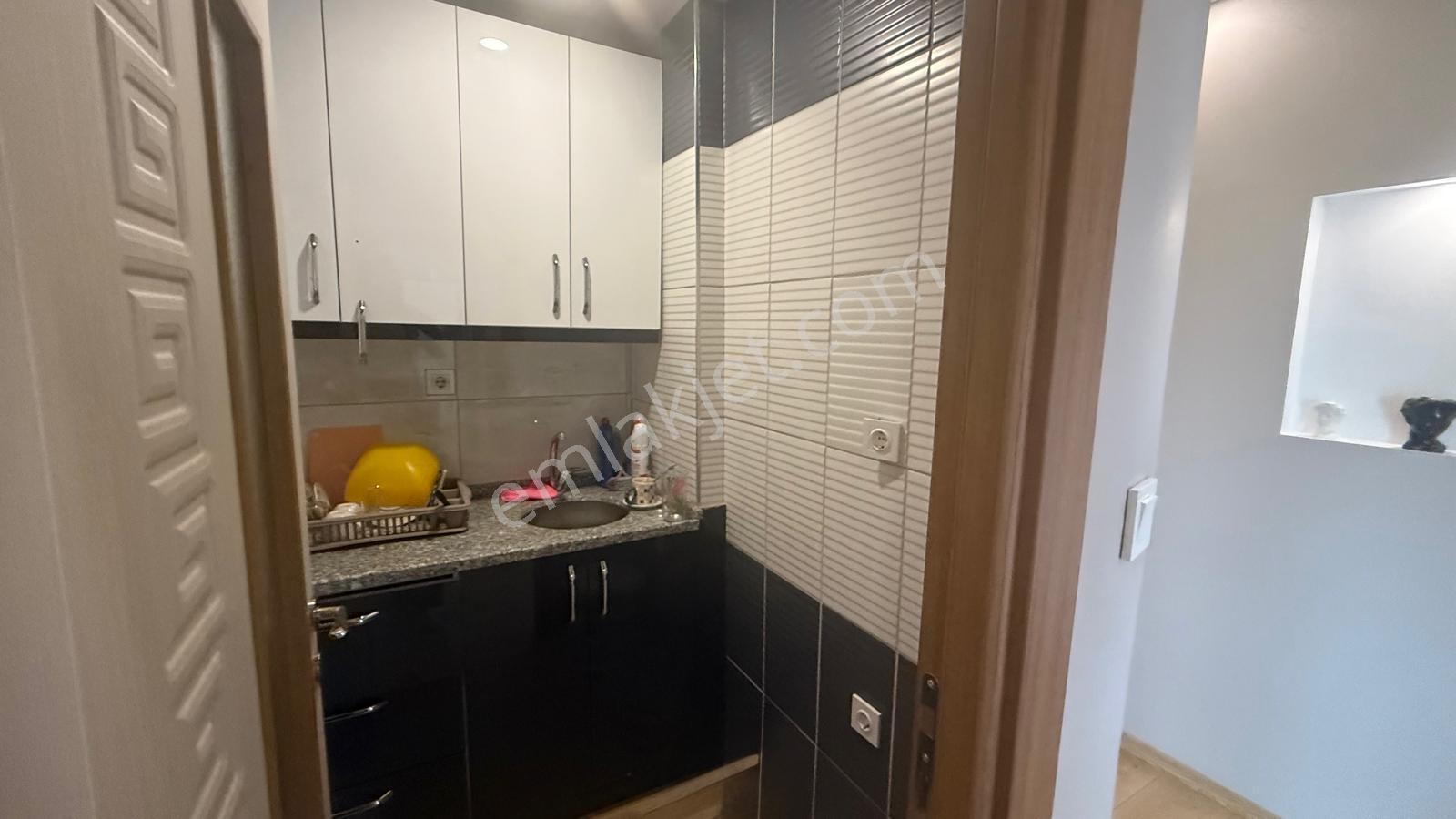 Turyaptan Real Towersda Kiracılı 150 M² Prestijli Ofis - Görsel 24