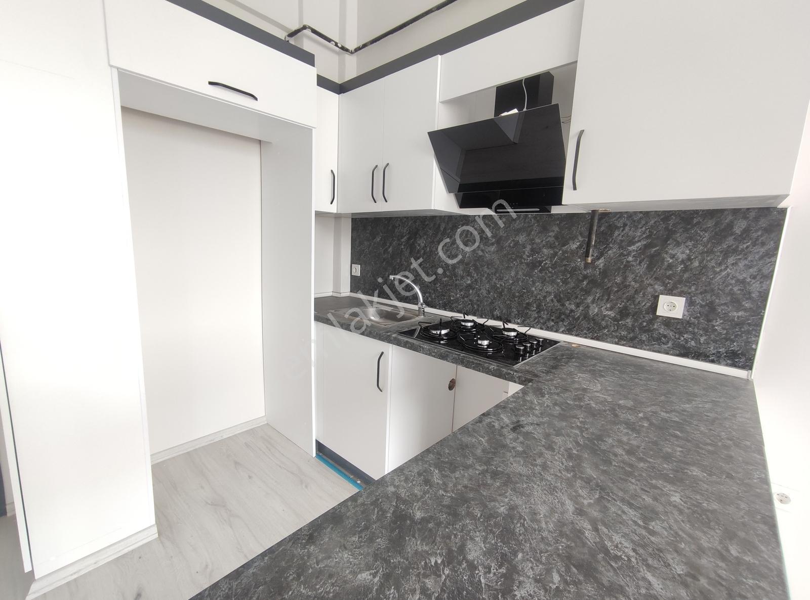 İndirim Yatırımlık Kiracılı Belediye Civarı Ayçadan Satılık 1+1 - Görsel 11