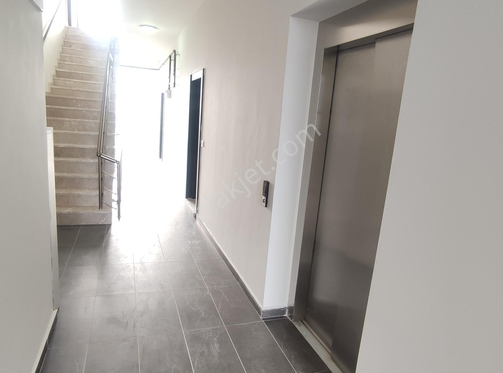 İndirim Yatırımlık Kiracılı Belediye Civarı Ayçadan Satılık 1+1 - Görsel 19