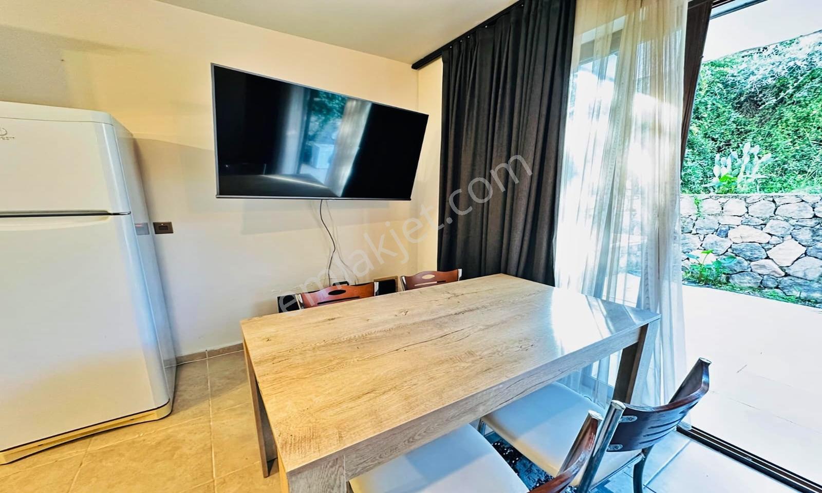 Kıbrıs Girne Ozanköyde Havuzlu Site İçerisinde Full Eşyalı 1+1 - Görsel 7