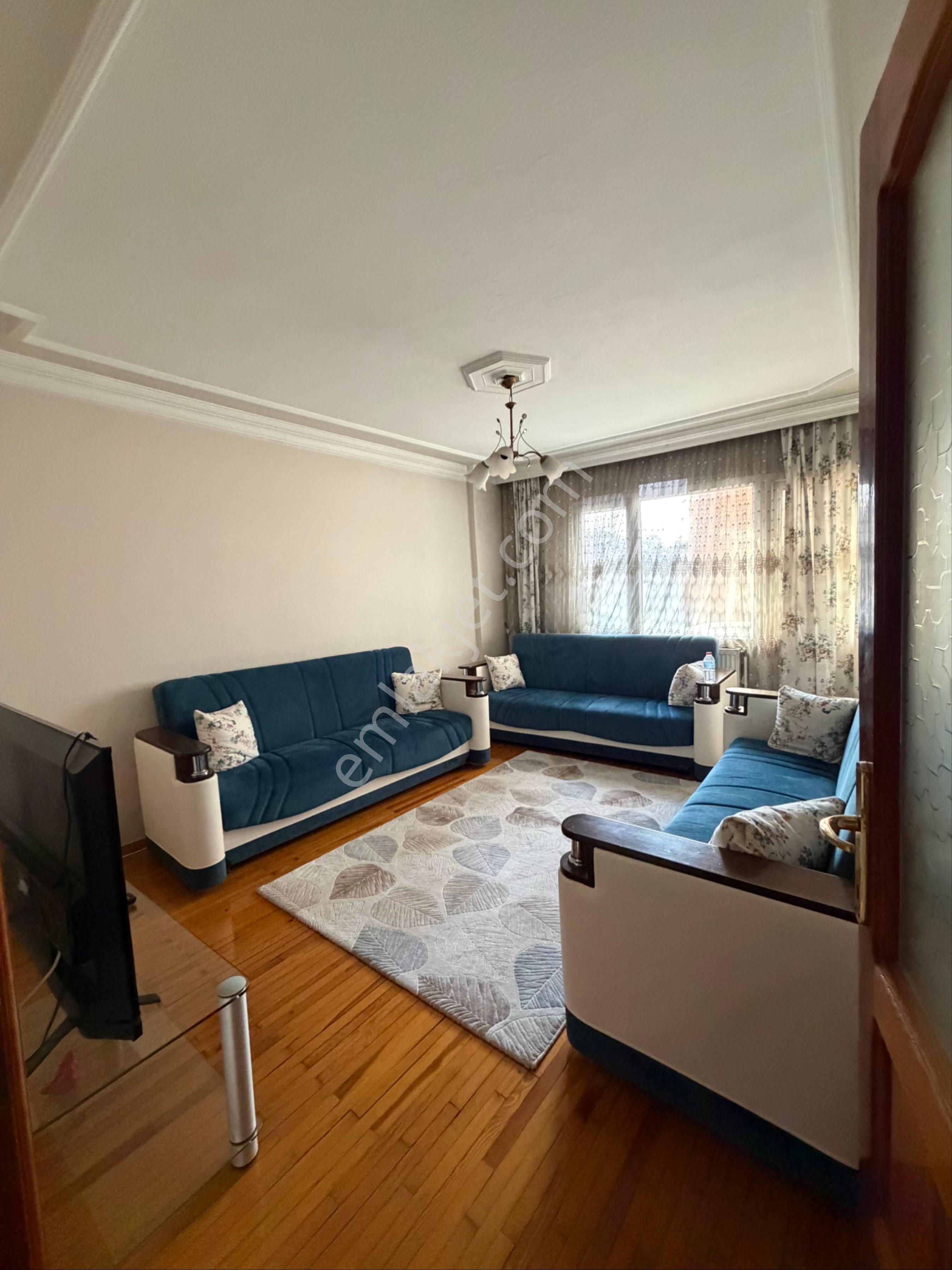 Mithatpaşa Mah.3+1 Doğalgazlı 3 Klimalı Daire