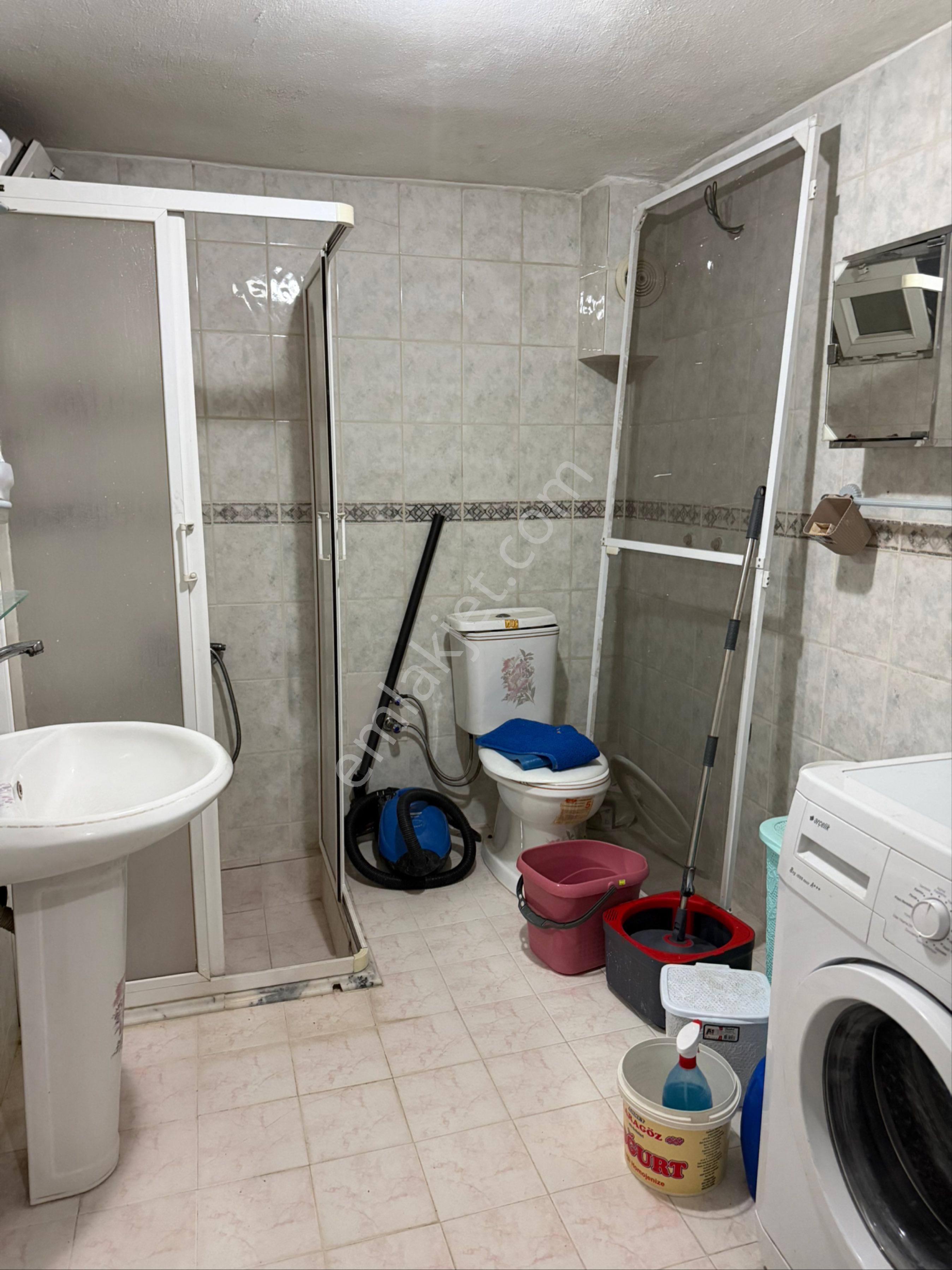 Mithatpaşa Mah.3+1 Doğalgazlı 3 Klimalı Daire - Görsel 13