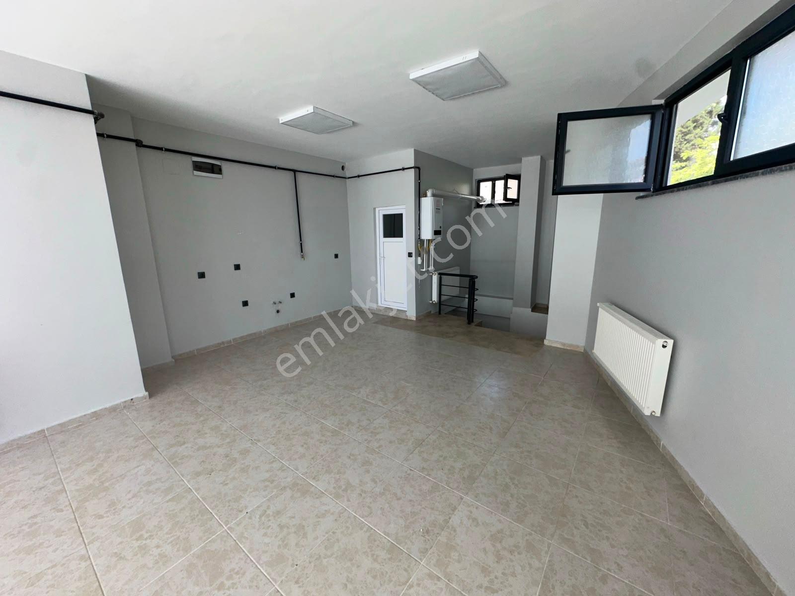 Vepaş'tan Esentepe Ana Cadde Üzerinde Kiralık Dükkân 75 M² - Görsel 9